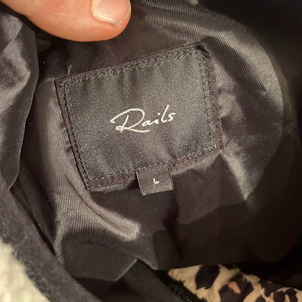 Rails Cream Teddy Jacket with Leopard Trim - Picture 9 of 16